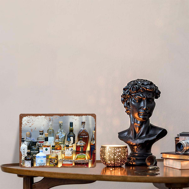 Liquor Bottle Collection Poste - Vintage Collectible Liquor Bottles 评论和价格