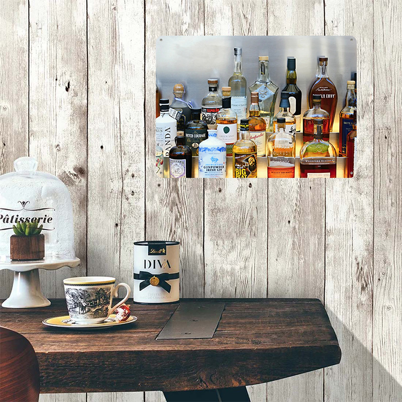 Liquor Bottle Collection Poste - Vintage Collectible Liquor Bottles 评论和价格